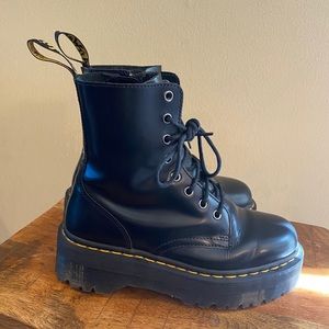 Dr Martens Jadon smooth leather boot